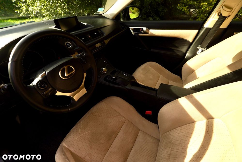 Lexus CT 200h Elegance - 11