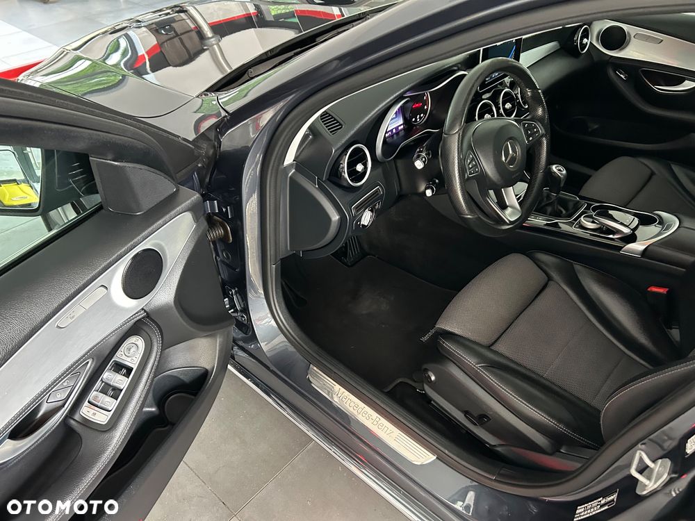 Mercedes-Benz Klasa C 200 (BlueTEC) d T Exclusive - 17