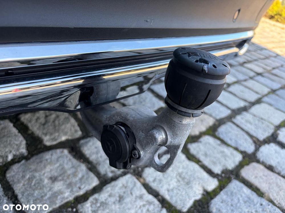 Mercedes-Benz Klasa E 300 de PHEV 4-Matic All-Terrain Avantgarde 9G-Tronic - 12