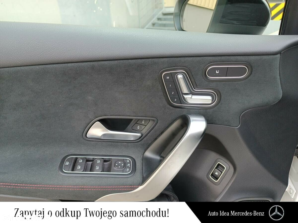 Mercedes-Benz Klasa A 250 e PHEV AMG Line 8G-DCT - 24