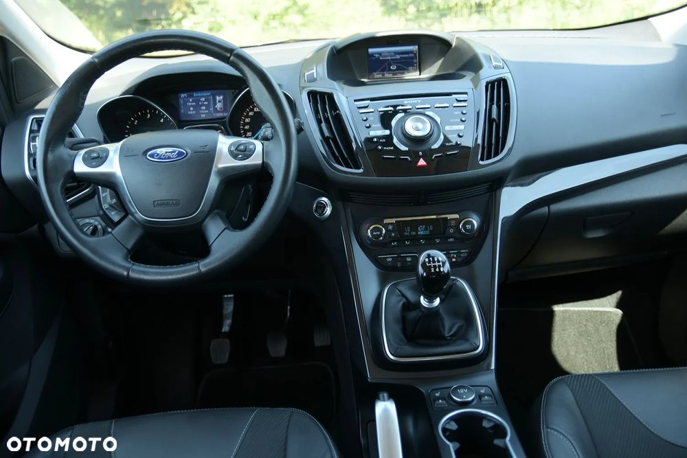 Ford Kuga 2.0 TDCi 4x4 Individual - 24