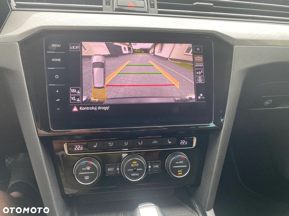 Volkswagen Passat 2.0 TDI SCR DSG Elegance - 14