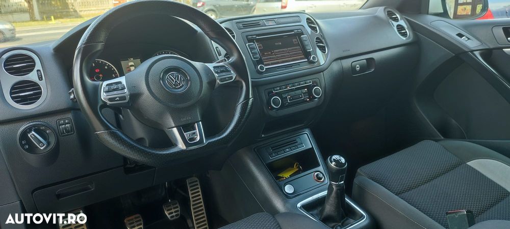 Volkswagen Tiguan - 12