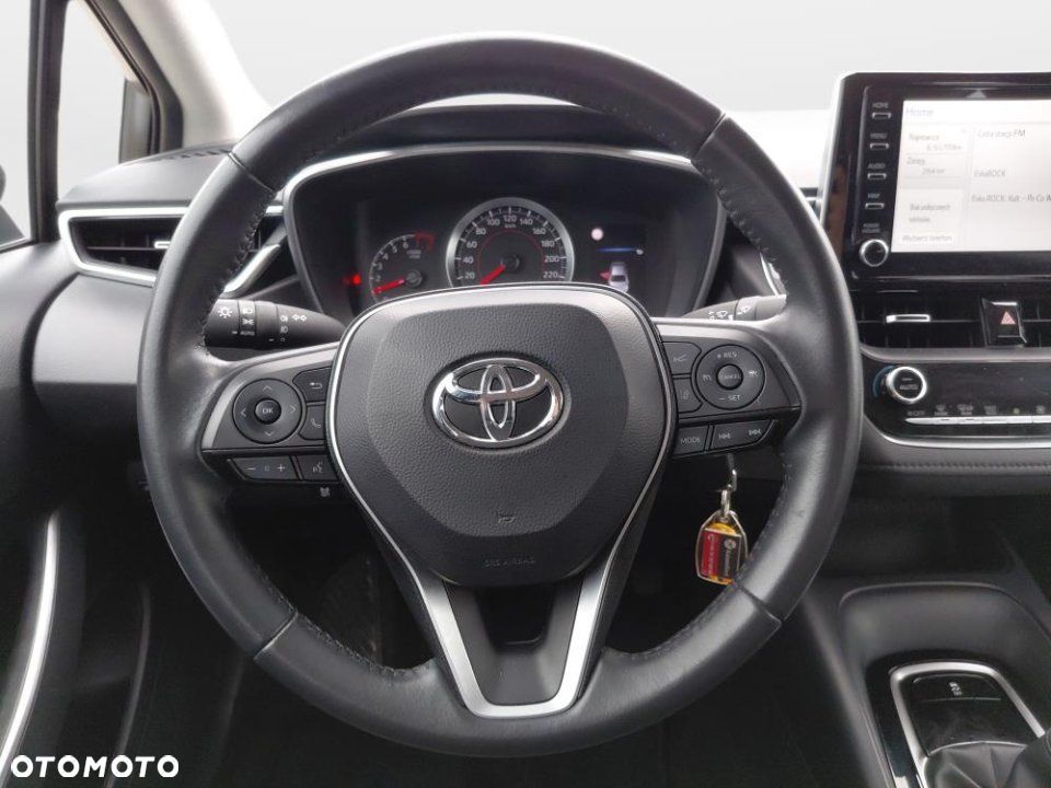 Toyota Corolla - 12