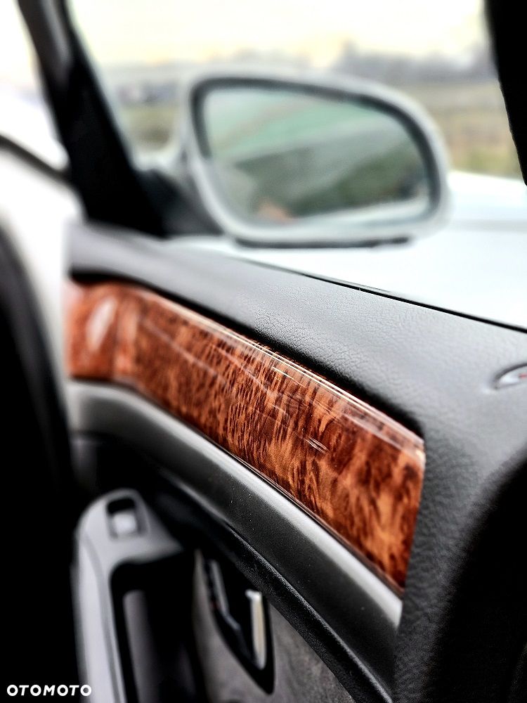 Audi A8 4.2 Quattro - 17