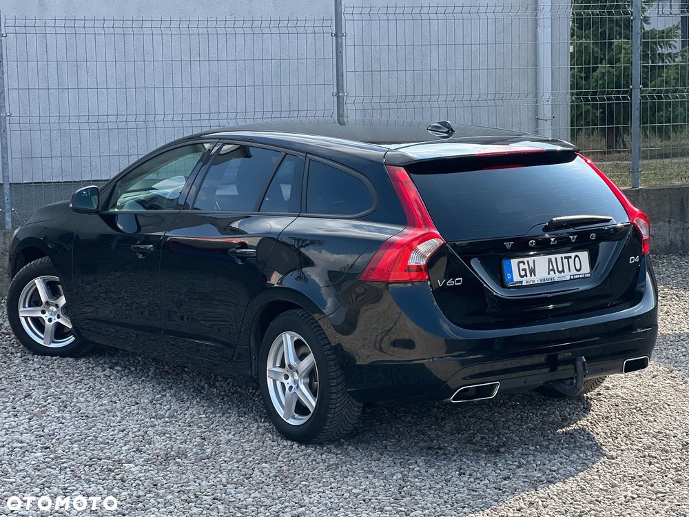 Volvo V60 D4 Momentum - 6