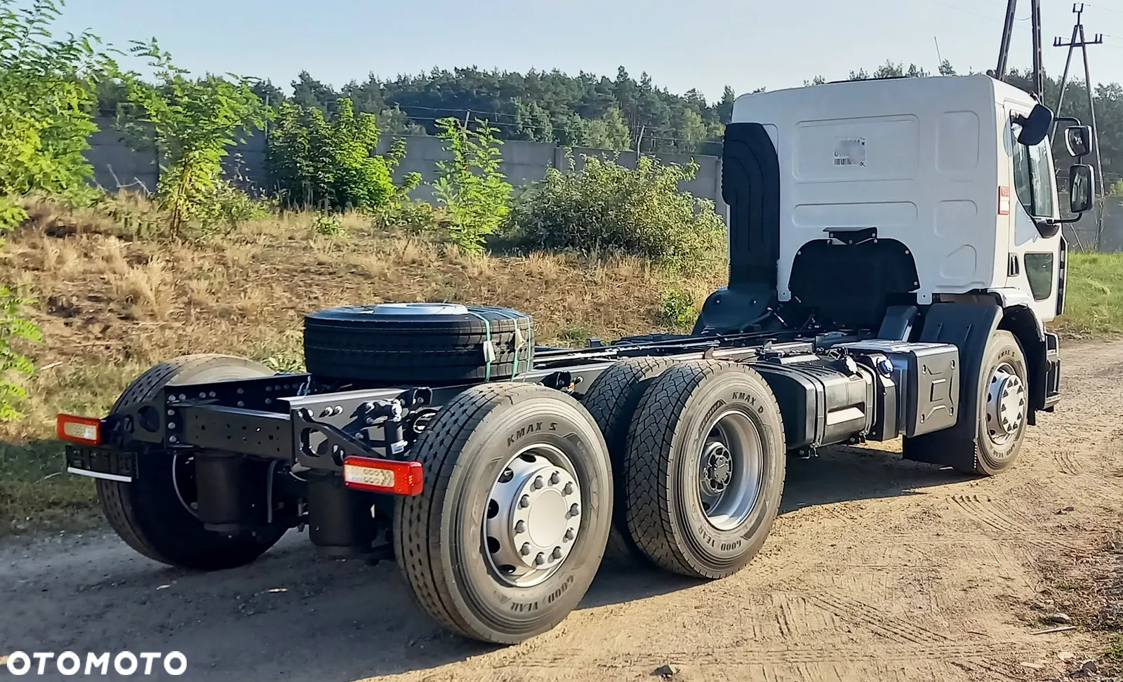 Renault D 26 WIDE P6X2 ŚMIECIARKA 320E6 - 6