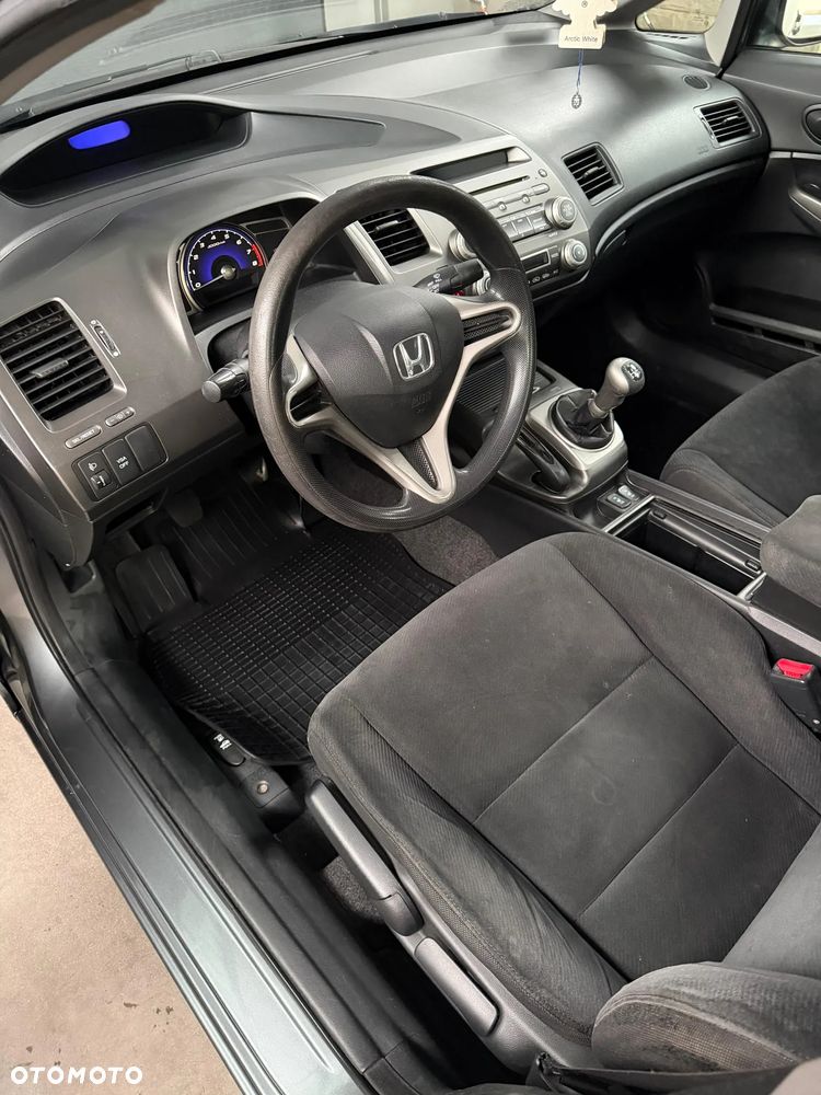 Honda Civic 1.8 Comfort - 5