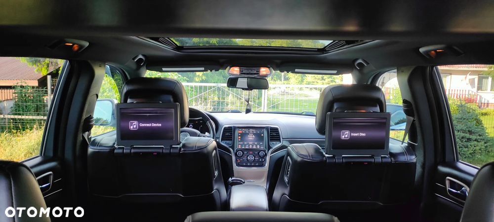 Jeep Grand Cherokee - 30
