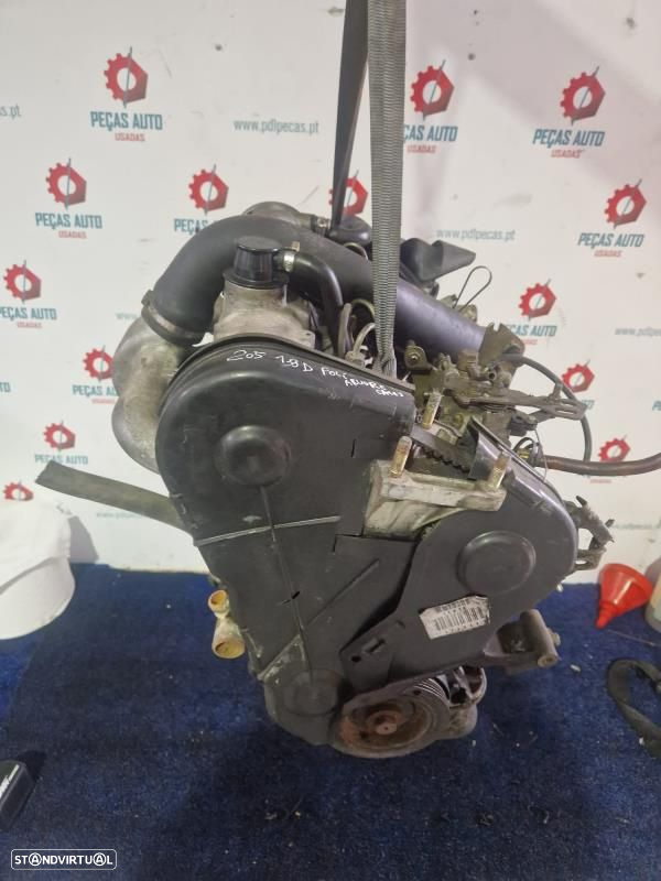 Motor Combustão Peugeot 205 Caixa - 2