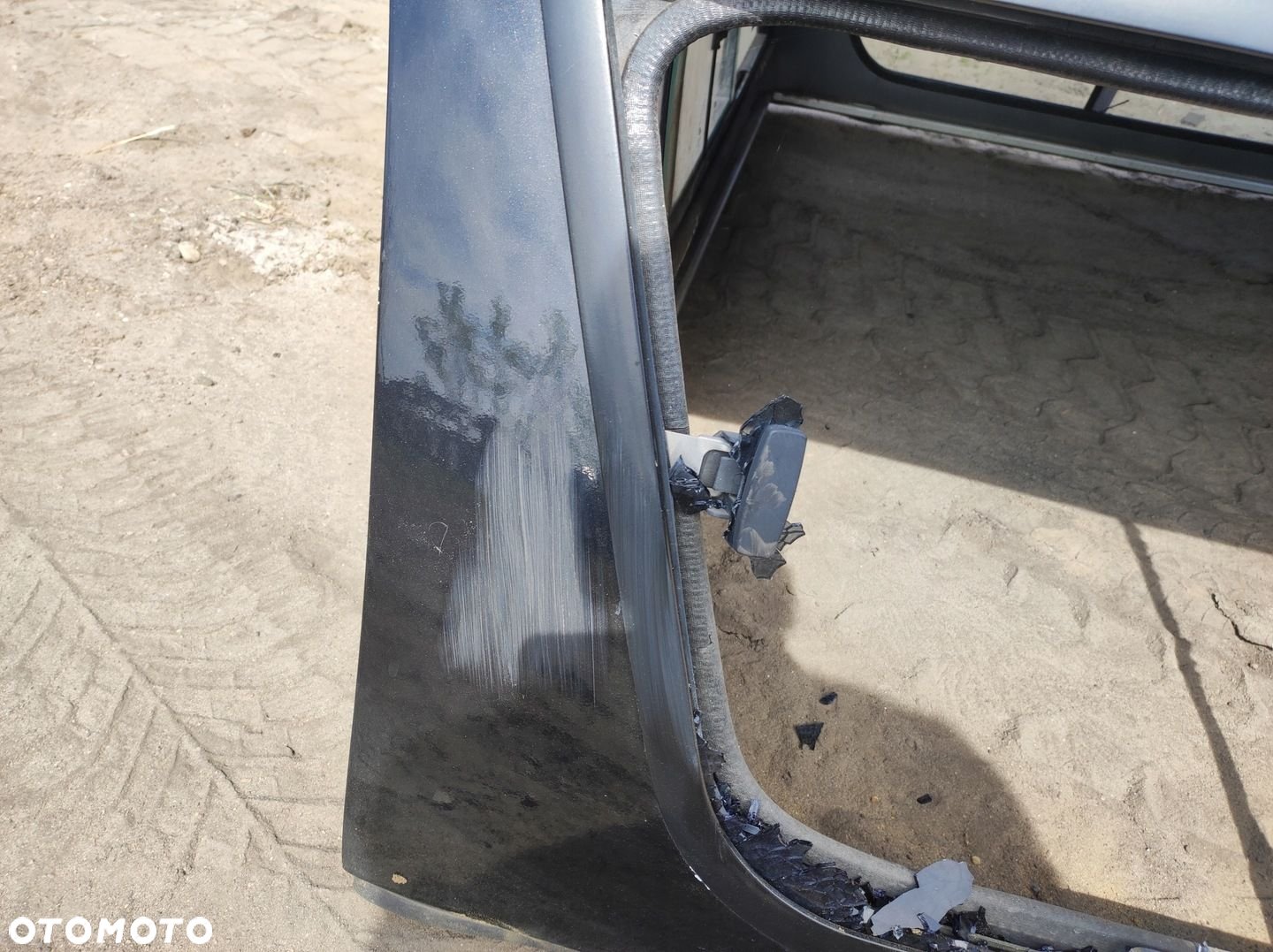 Zabudowa Hardtop paki skrzyni załadunkowej D-Max II 2 - 7