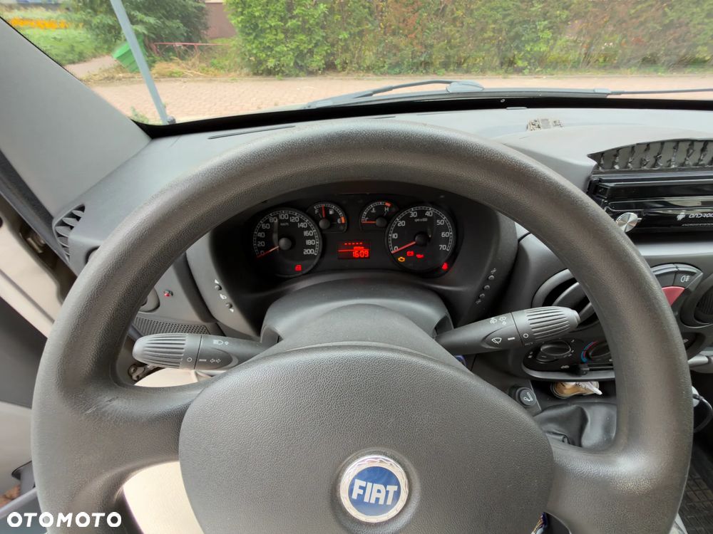 Fiat Doblo 1.9 JTD Dynamic - 20