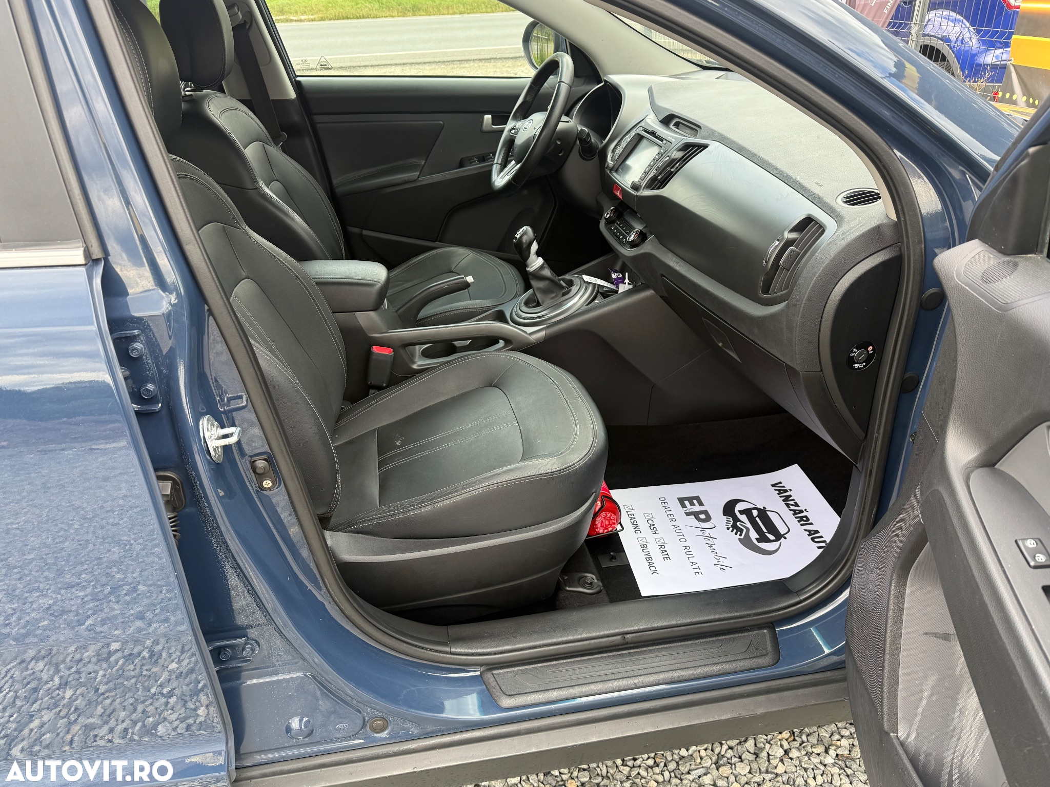 Kia Sportage 1.7 CRDI 2WD Attract - 9