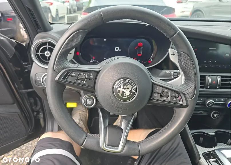 Alfa Romeo Giulia 2.0 Turbo Veloce Q4 - 8