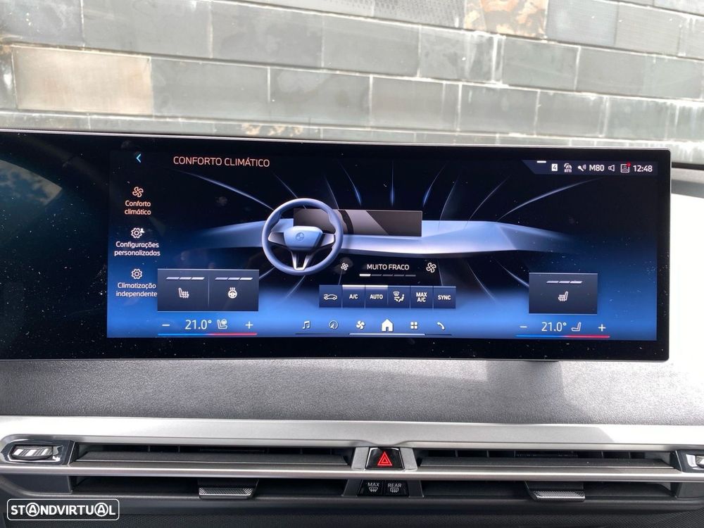 BMW iX xDrive 45 Pack Desportivo - 12