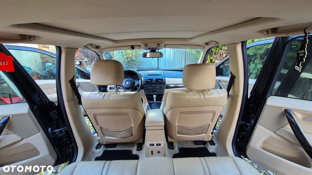 BMW X3 3.0si - 16