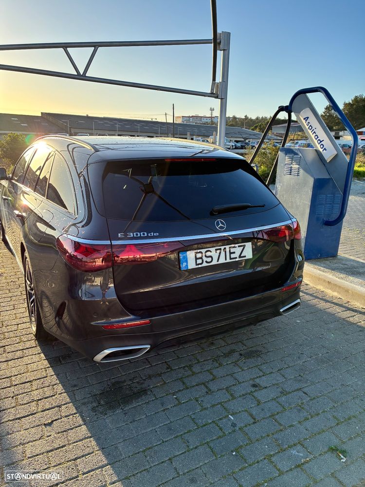 Mercedes-Benz E 300 - 4