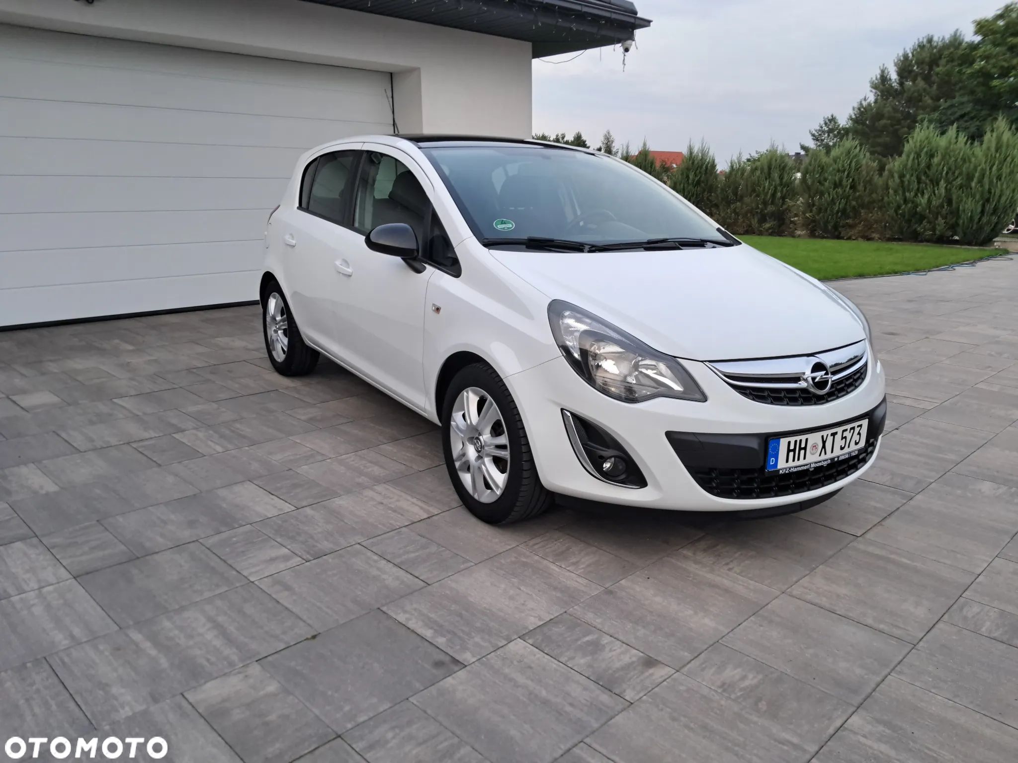 Opel Corsa 1.2 16V Cosmo - 1
