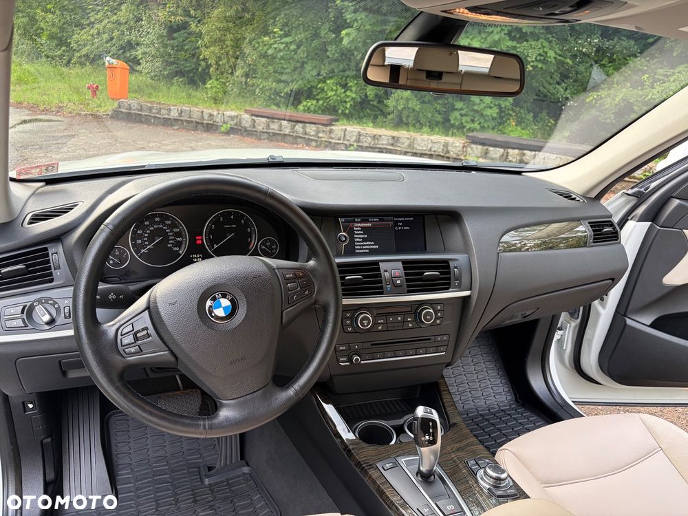 BMW X3 28i xDrive - 20