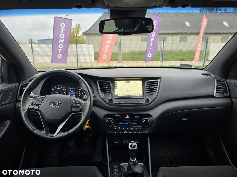Hyundai Tucson 1.6 GDI BlueDrive GO 2WD - 30