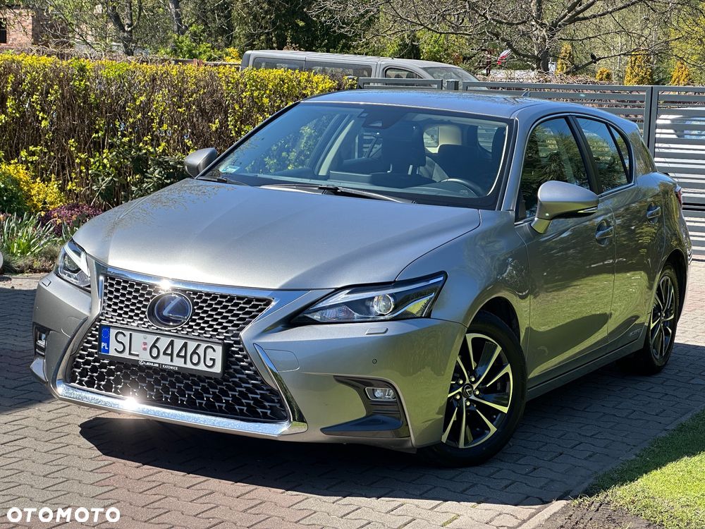Lexus CT 200h Prestige - 1