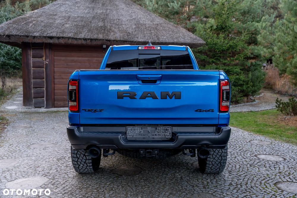 RAM 1500 - 7