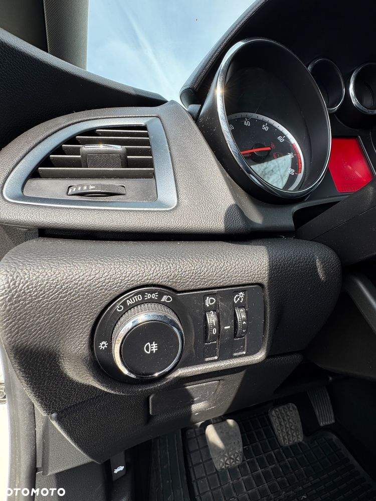 Opel Astra 1.6 Active - 12