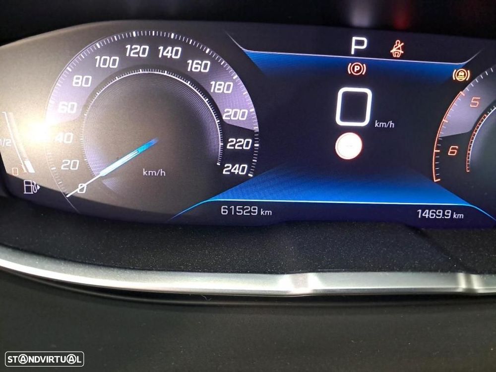 Peugeot 5008 1.5 BlueHDi Active Pack EAT8 - 8