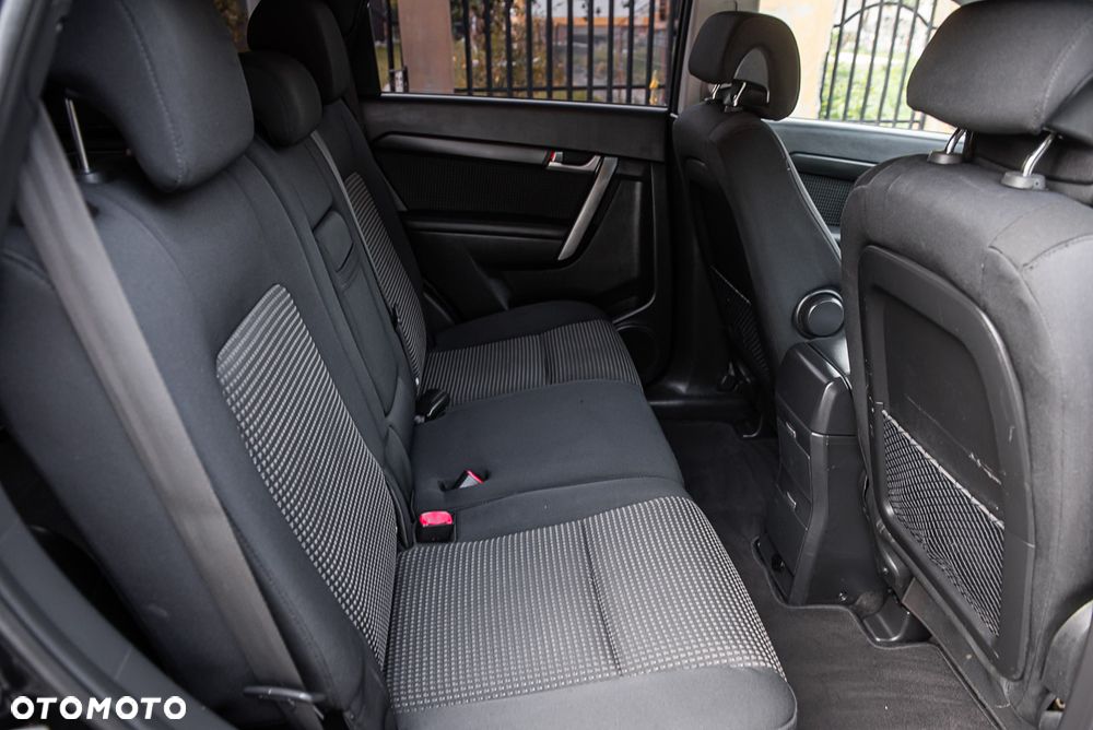 Chevrolet Captiva - 27