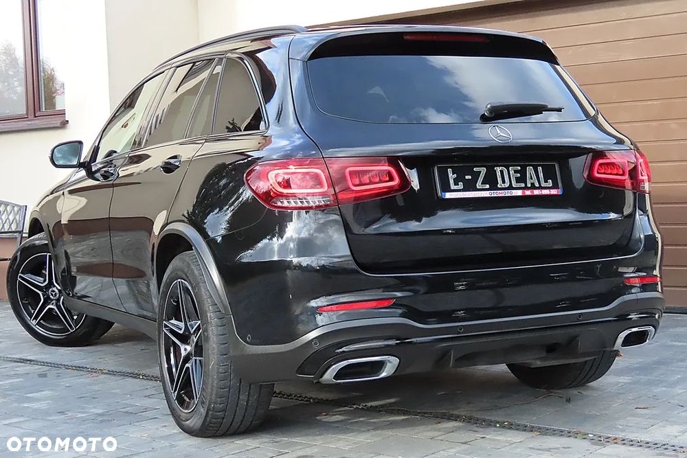Mercedes-Benz GLC 220 d 4Matic 9G-TRONIC AMG Line Plus - 9