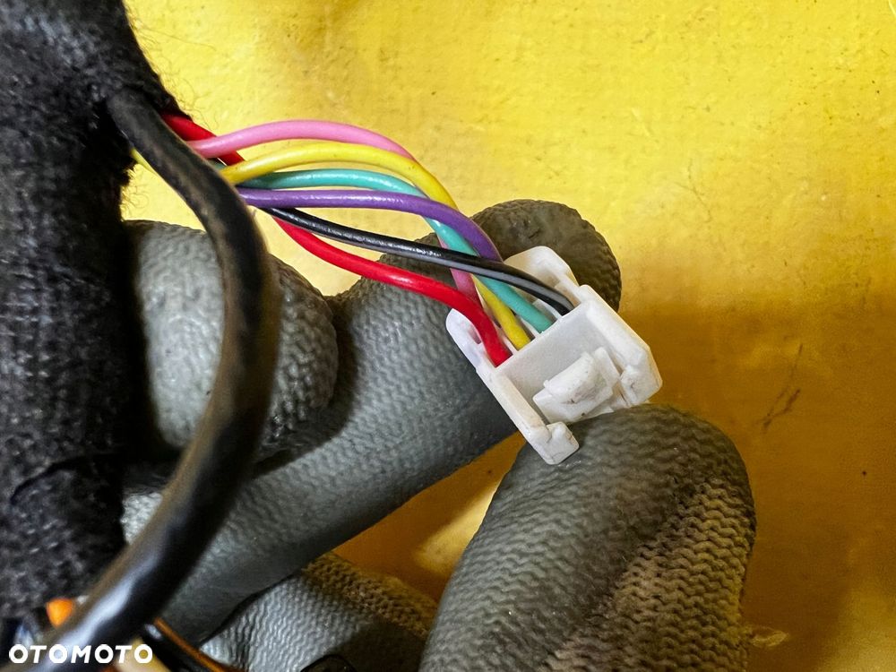 LUSTERKO PRAWE 18 PIN KAMERA ASYSTENT RENAULT ESPACE VI EU - 16