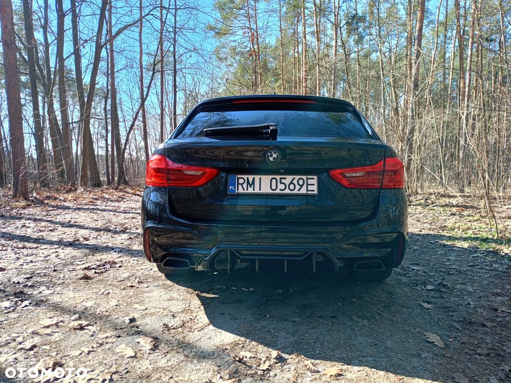 BMW Seria 5 530d xDrive Sport - 10