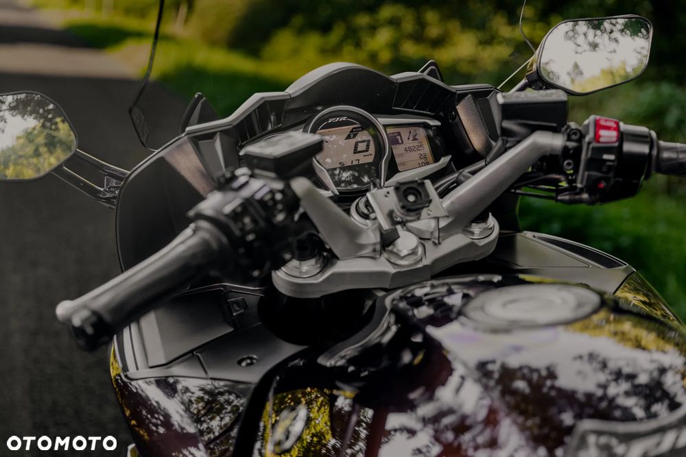 Yamaha FJR - 3