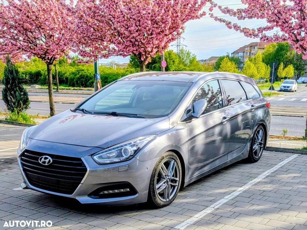 Hyundai i40 1.7 CRDI CW 7DCT Supreme+ - 1