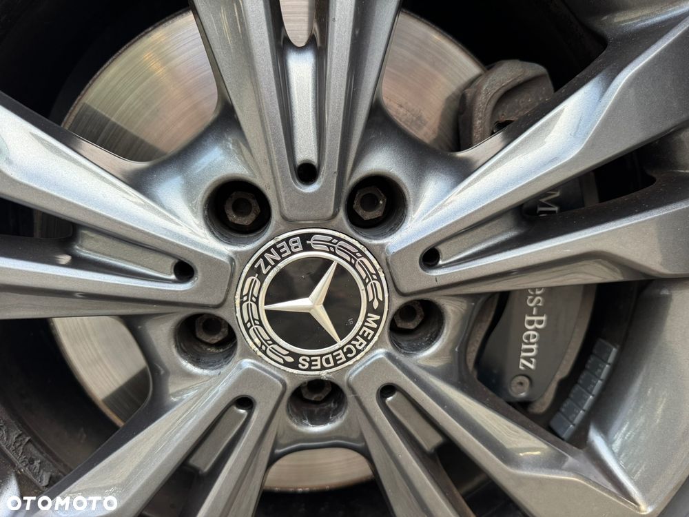 Mercedes-Benz Klasa V 250 (BlueTEC) d 7G-Tronic (d³ugi) - 21