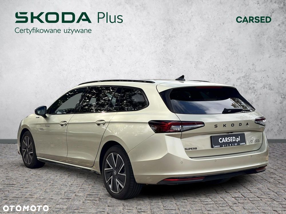 Skoda Superb 2.0 TSI Sportline DSG - 4