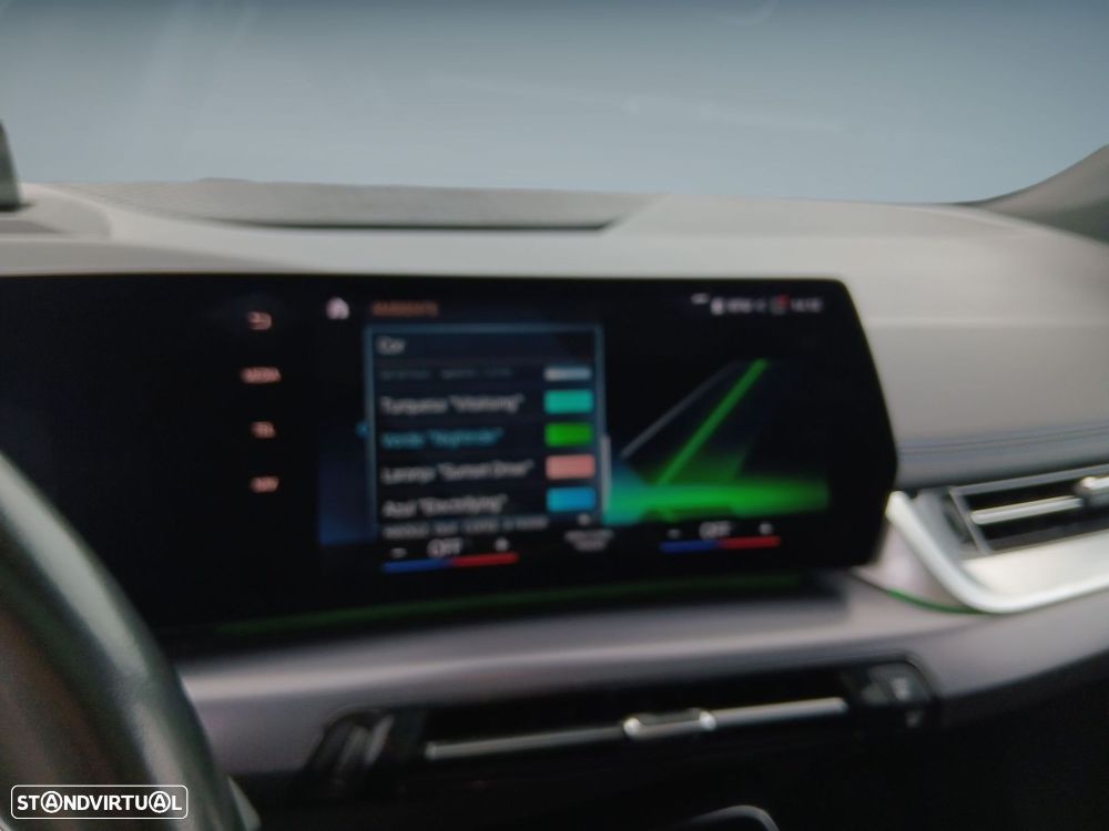 BMW 218 Active Tourer d Pack Desportivo M Auto - 21