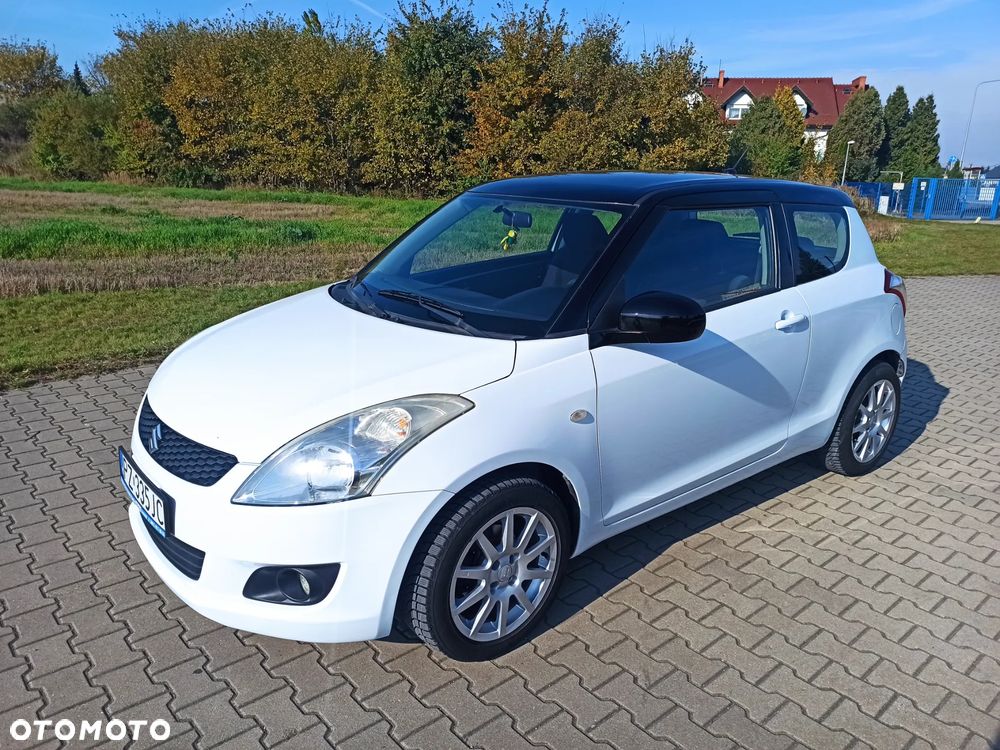 Suzuki Swift - 1