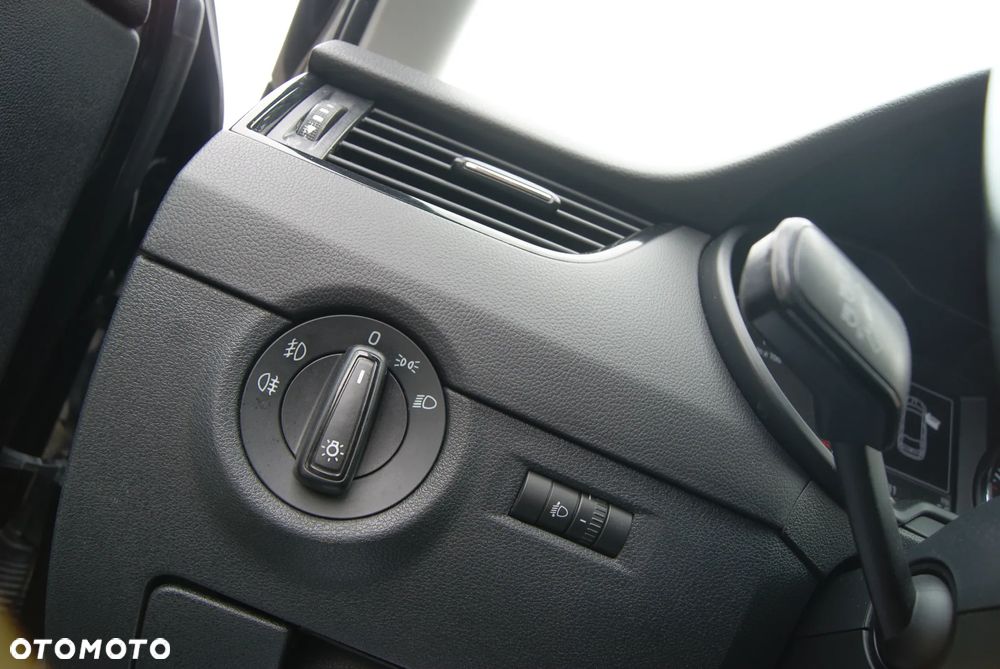 Skoda Octavia 1.2 TSI Family Plus - 22