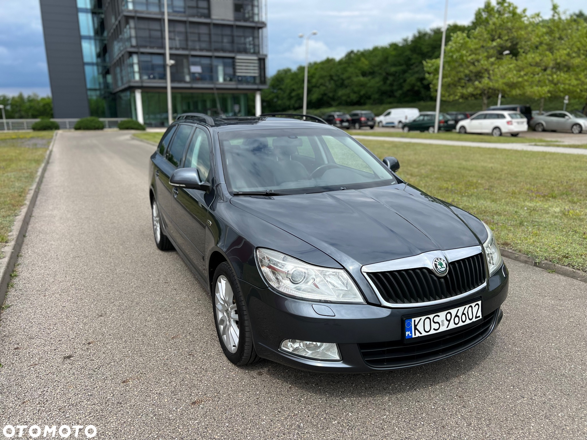 Skoda Octavia 1.8 TSI DSG Laurin & Klement - 10