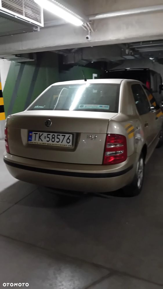 Skoda Fabia 1.4 16V Joy - 4