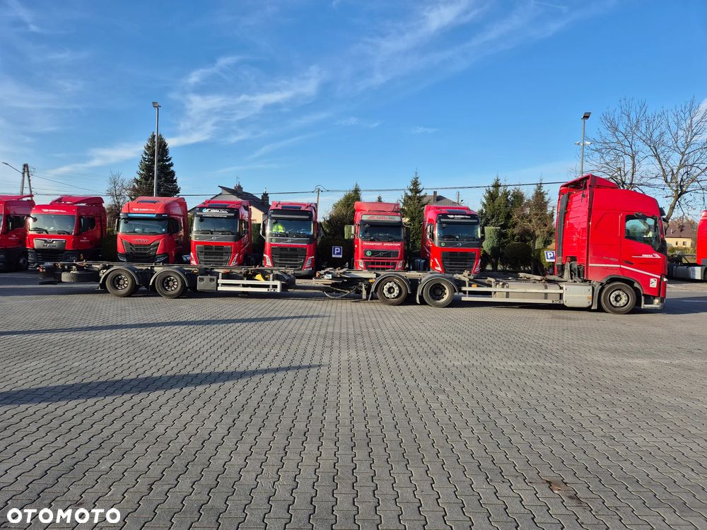Volvo FH 460 BDF z windą + przyczepa - 4