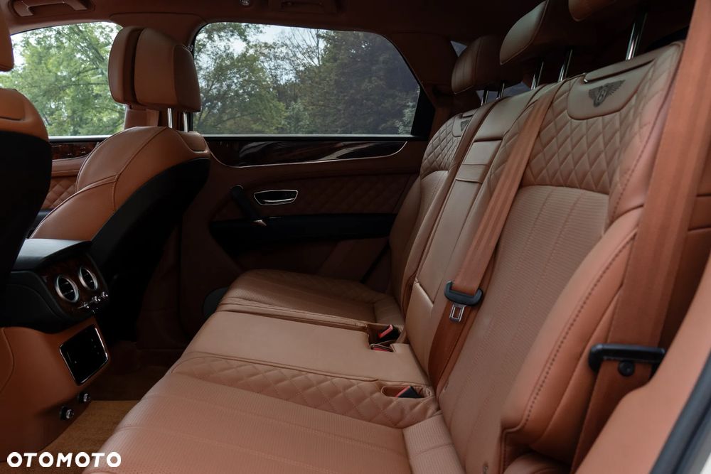 Bentley Bentayga - 18