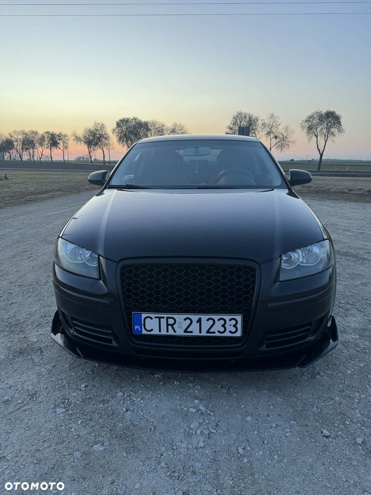Audi A3 3-drzwiowe 1.6 FSI Ambiente - 1