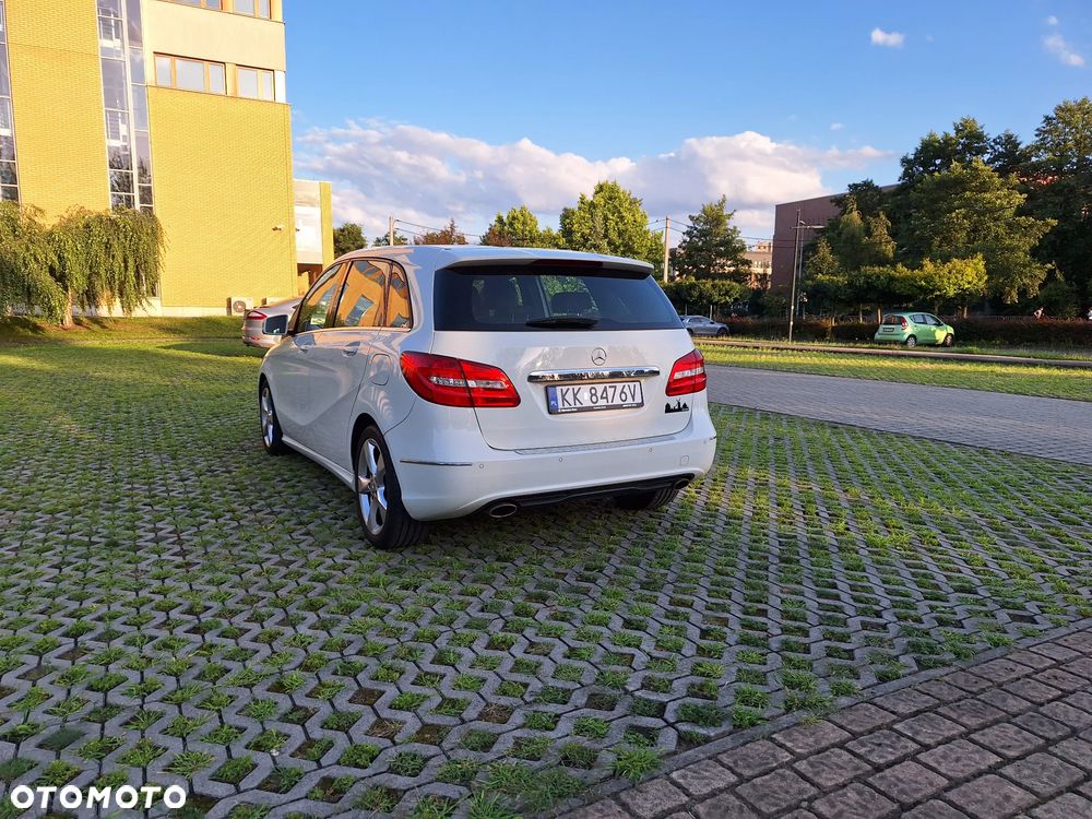Mercedes-Benz Klasa B - 33