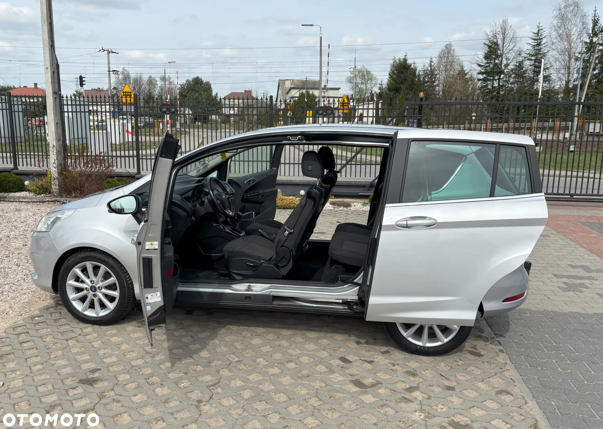 Ford B-MAX 1.6 TDCi SYNC Edition - 14