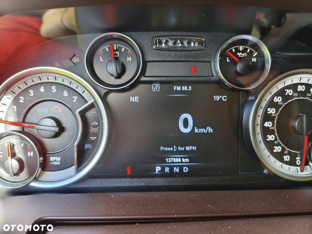 Dodge RAM 5.7 4x4 - 9