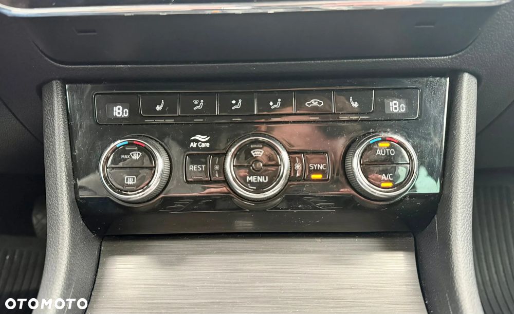 Skoda Superb 2.0 TSI Style DSG - 9