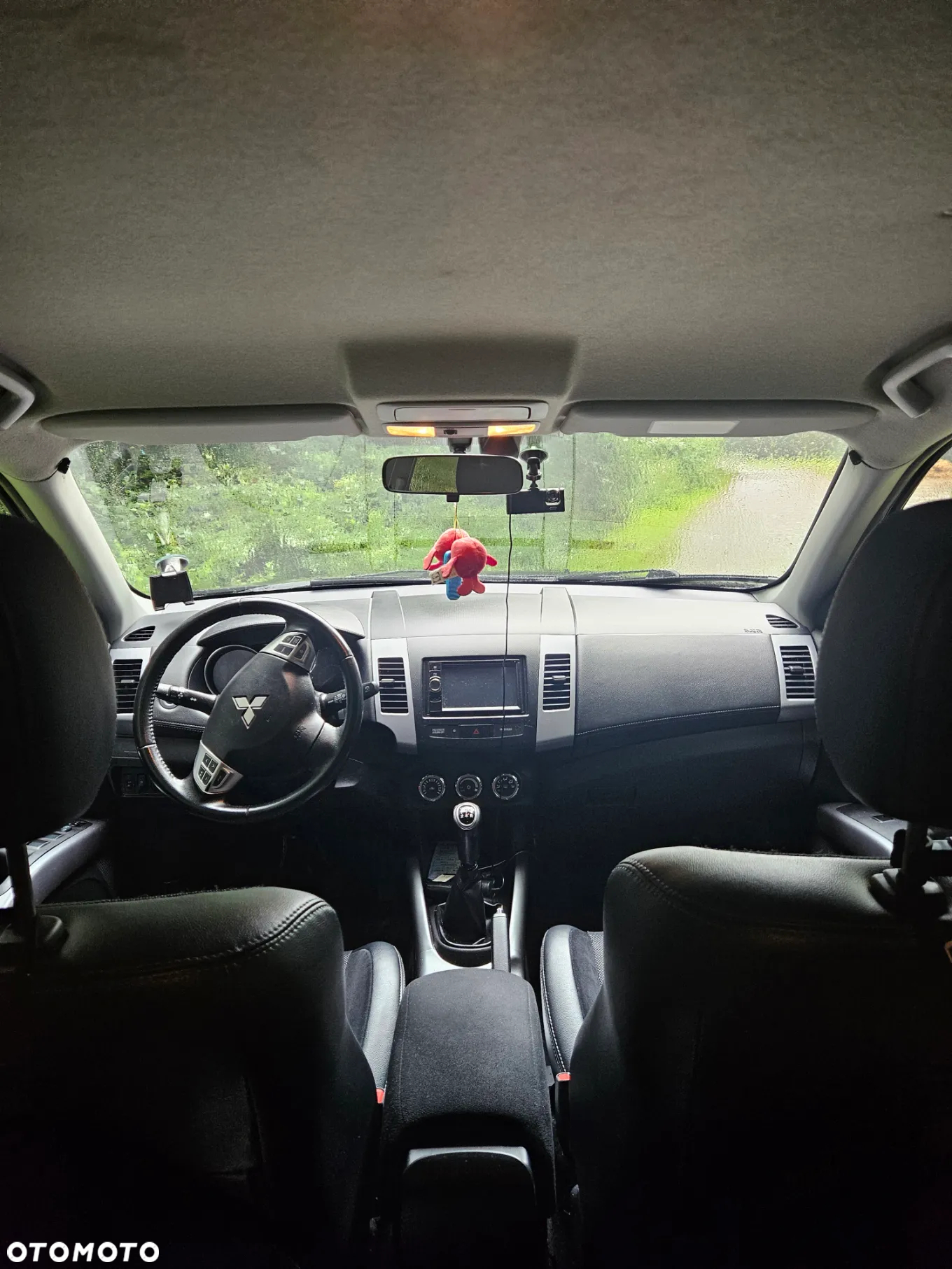 Mitsubishi Outlander 2.0 Intense + NAVI 2WD EU5 - 12