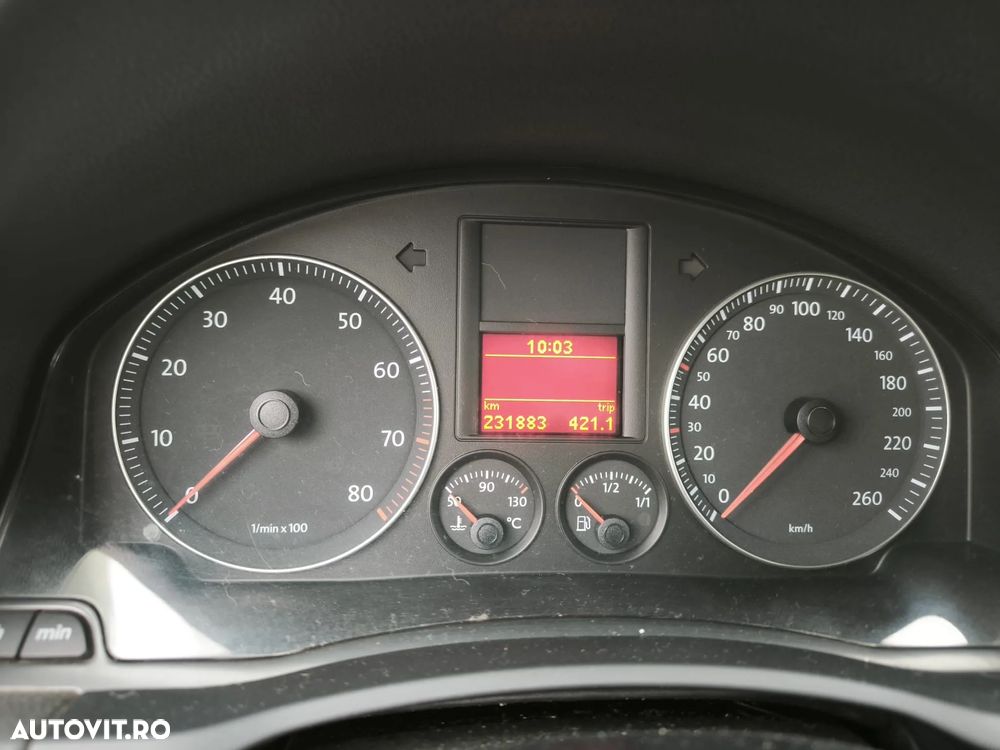 Volkswagen Jetta 1.6 Comfortline - 3